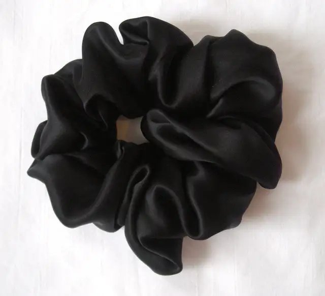 Elastic de păr din mătase naturală Mulberry Black - imagine 2